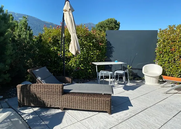 Appartamento O Rendez Vous Maison Mitoyenne Piscine Chauffée Mars-octobre Grimisuat