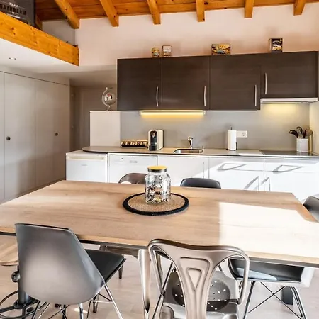 Apartment O Rendez Vous Maison Mitoyenne Piscine Chauffee Mars-octobre